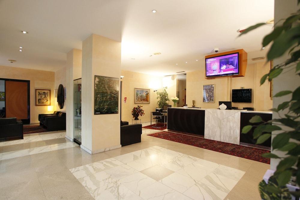 Hotel Buonconsiglio Trente Buitenkant foto